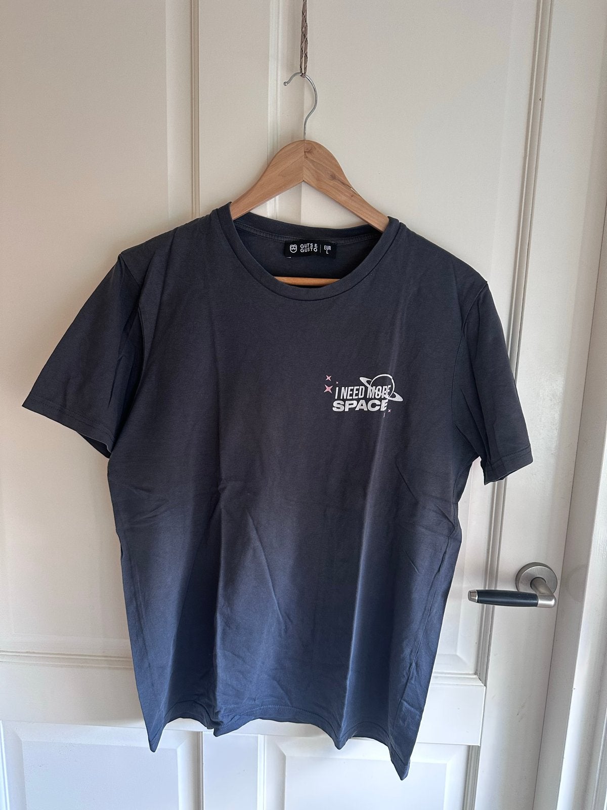 GUTS & GUSTO T-shirt met astronautenprint - Maat L, Ophalen of Verzenden, Gedragen, Maat 52/54 (L), Grijs