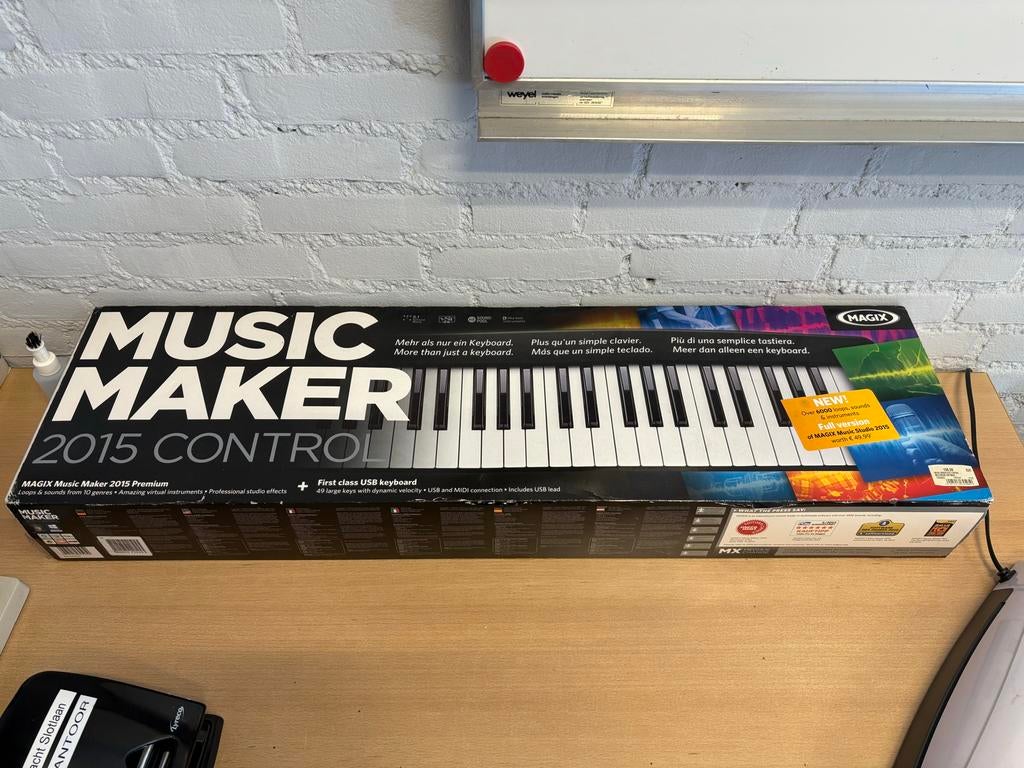 MAGIX Music Maker 2015 Control keyboard, Zo goed als nieuw, Aanslaggevoelig, Ophalen, 49 toetsen