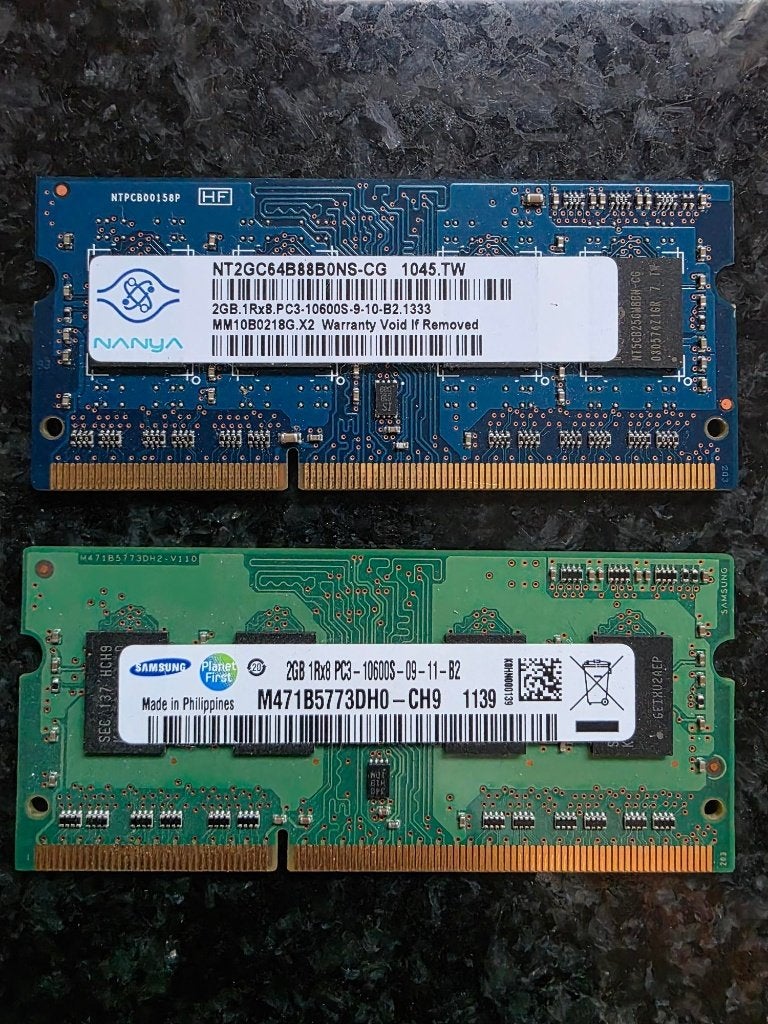 Diverse computer onderdelen te koop, Gebruikt, DDR3, Ophalen of Verzenden, Laptop