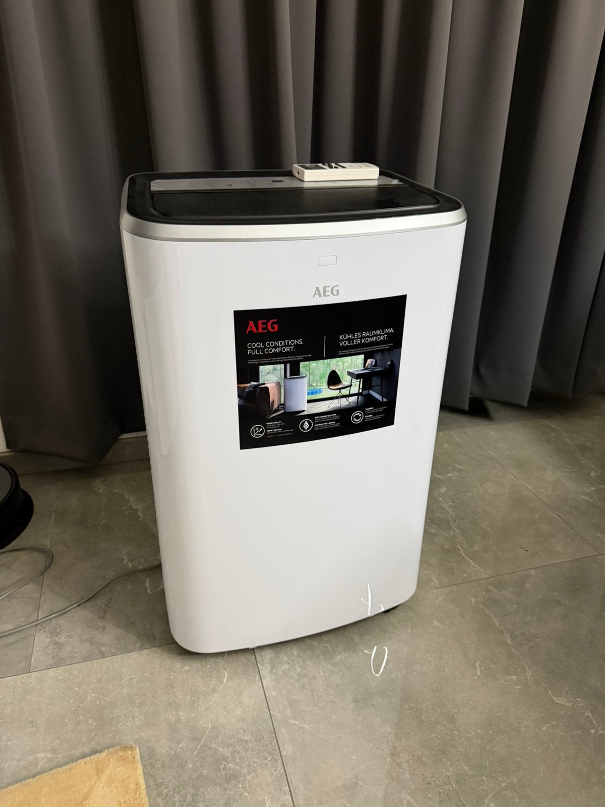 Mobiele airco aeg 12.000btu nieuwstaat, Ophalen, Ventileren, 3 snelheden of meer, Zo goed als nieuw