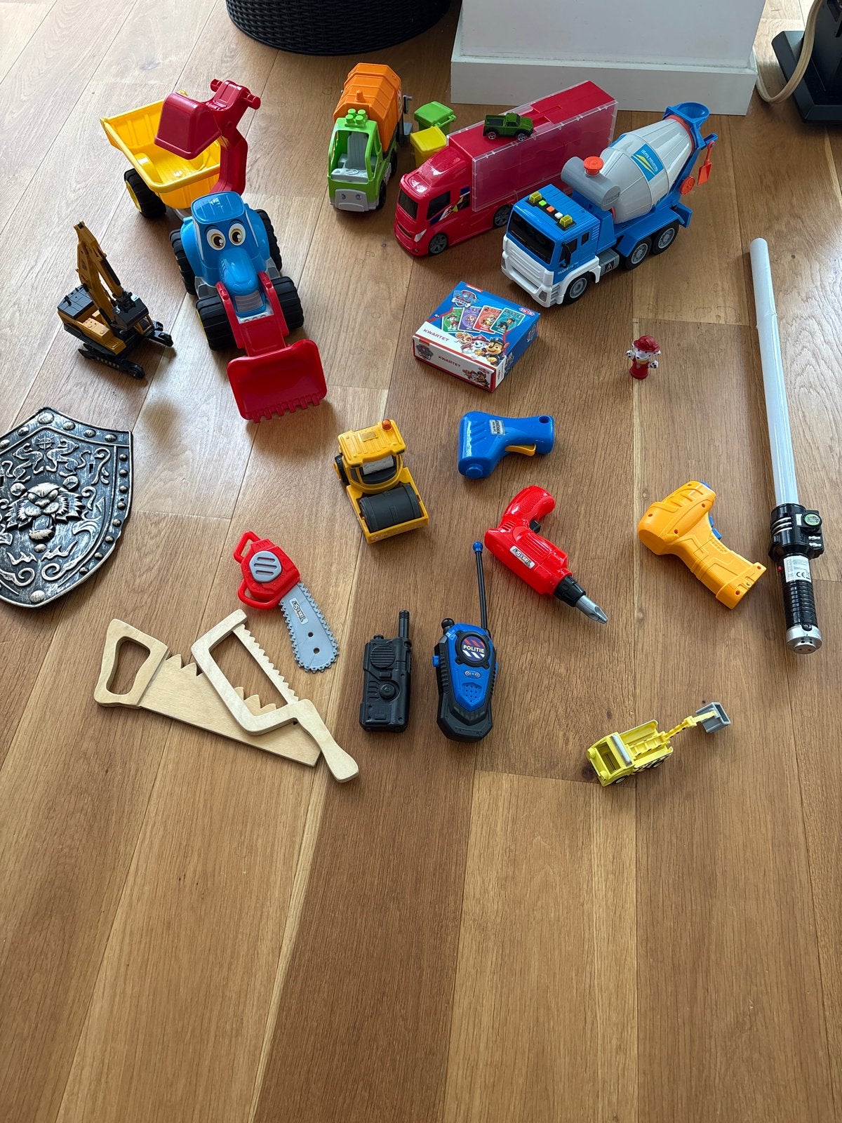 Grote set speelgoed: voertuigen, gereedschap en meer!, Ophalen, Gebruikt, Jongen of Meisje