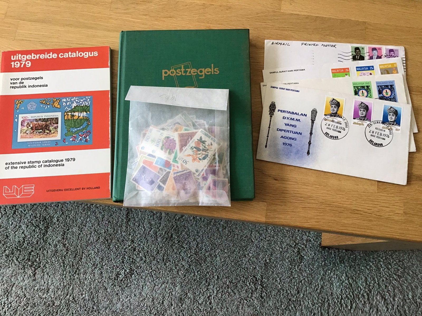 Kleine postzegel verzameling INDONESIE (gebruikt)., Ophalen, Zuidoost-Azië