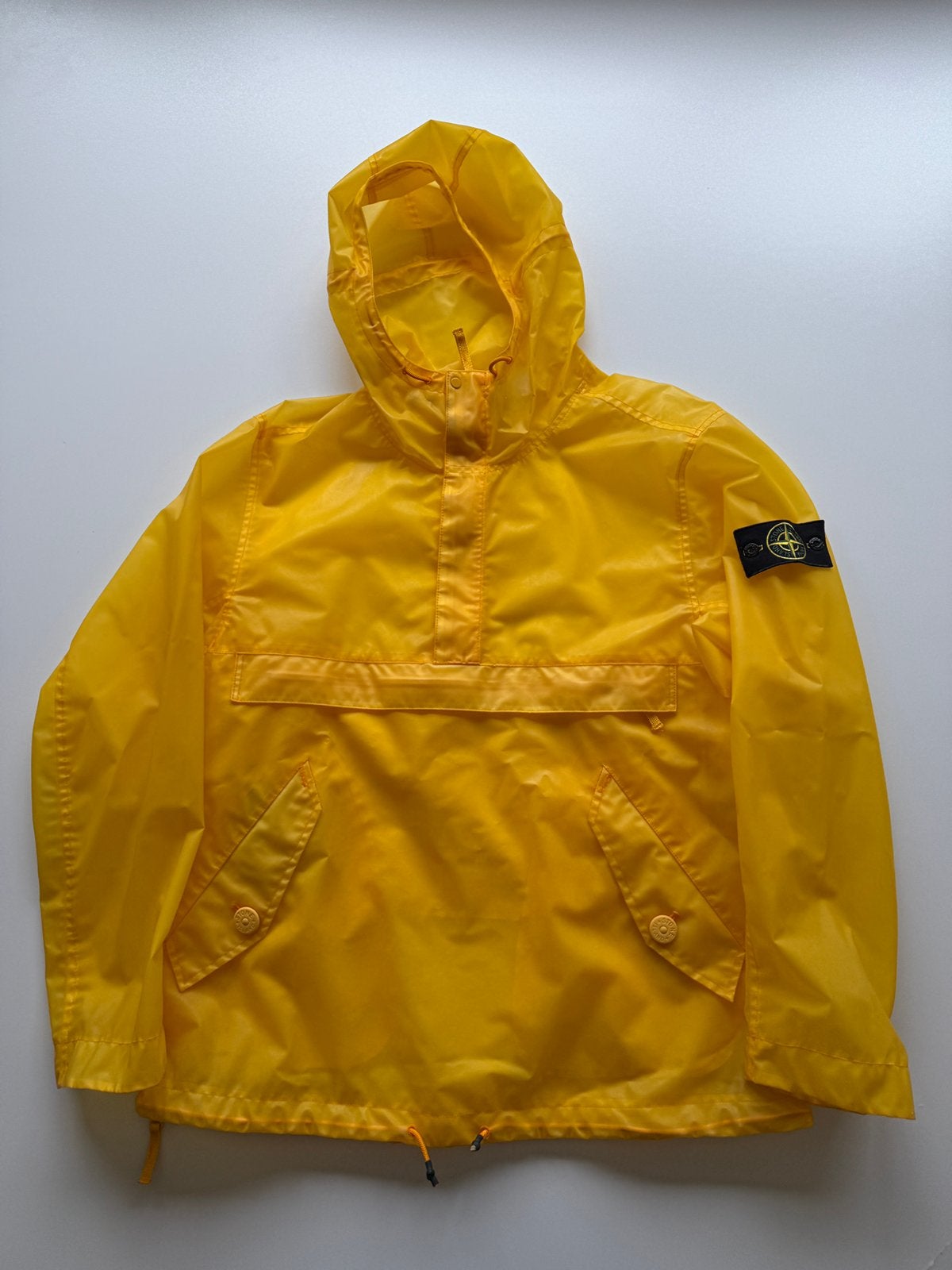 Stone Island X supreme Poly cover Jacket L, Ophalen of Verzenden, Zo goed als nieuw, Maat 52/54 (L), Geel