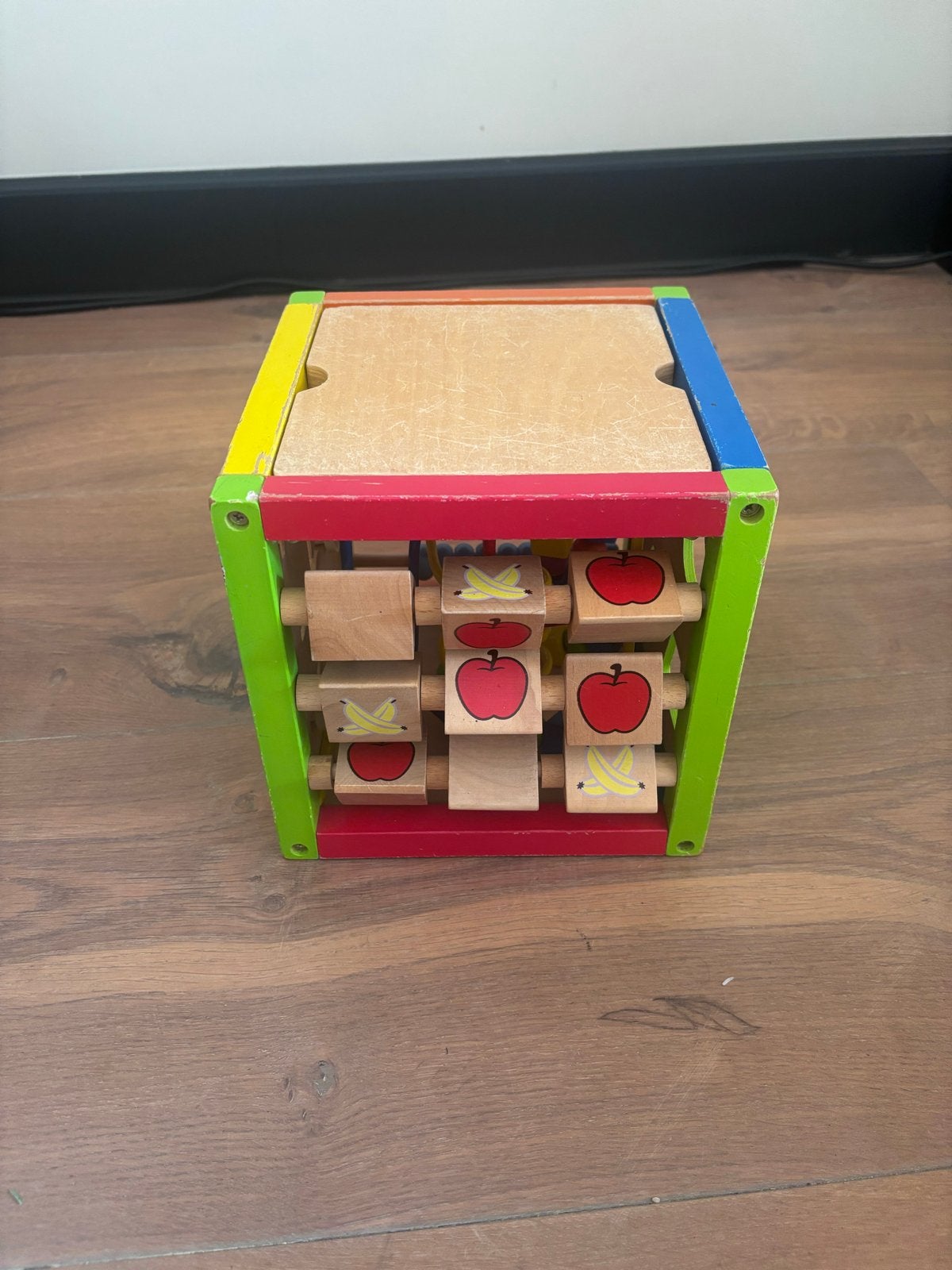 Houten activiteitenkubus met kralen en vormen, Ophalen, Gebruikt, Overige typen