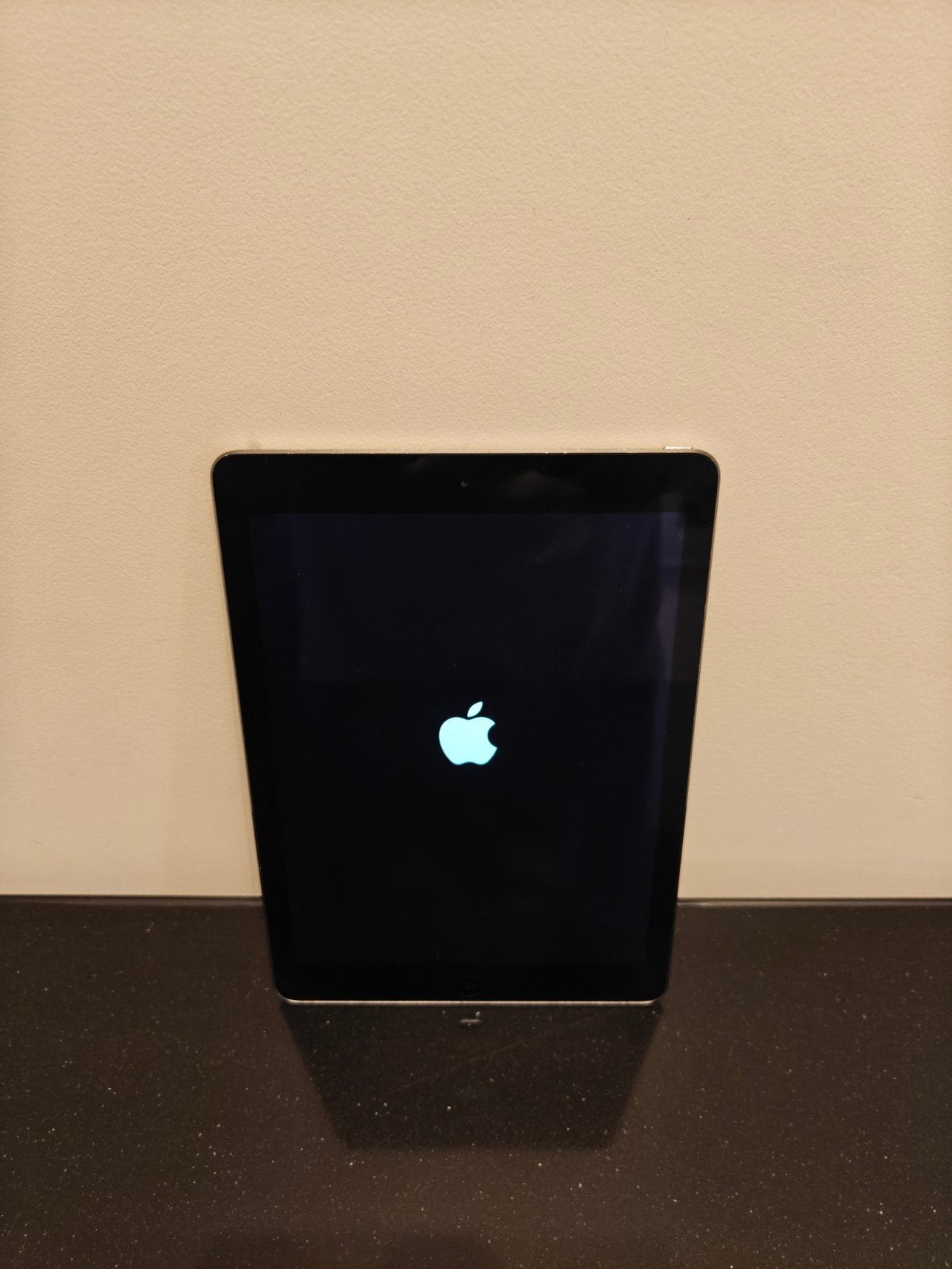 Apple iPad Air - Zo goed als nieuw, Computers en Software, 10 inch, Gebruikt, Apple iPad Air, Ophalen of Verzenden