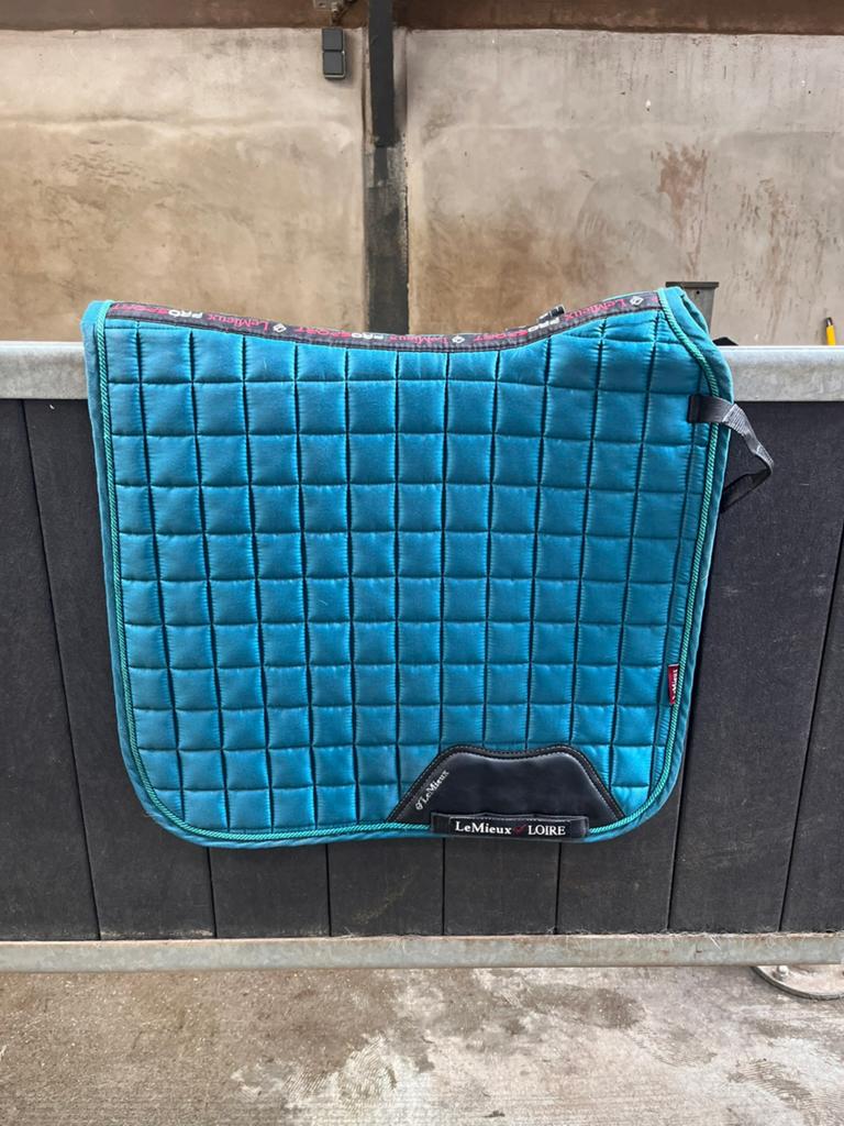 Lemieux loire dressuur dekje, Dieren en Toebehoren, Paarden en Pony's | Dekens en Dekjes, Full (L), Dressuurdekje, Ophalen of Verzenden