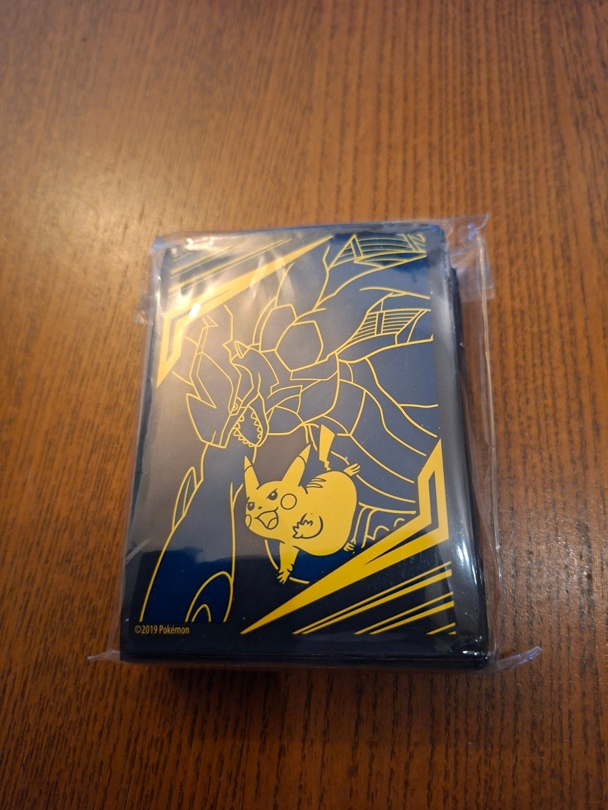 Pokémon Kaarthoesjes Pikachu & Zekrom Tag Team GX, Hobby en Vrije tijd, Ophalen of Verzenden, Nieuw, Sleeves of Kaarthoesjes