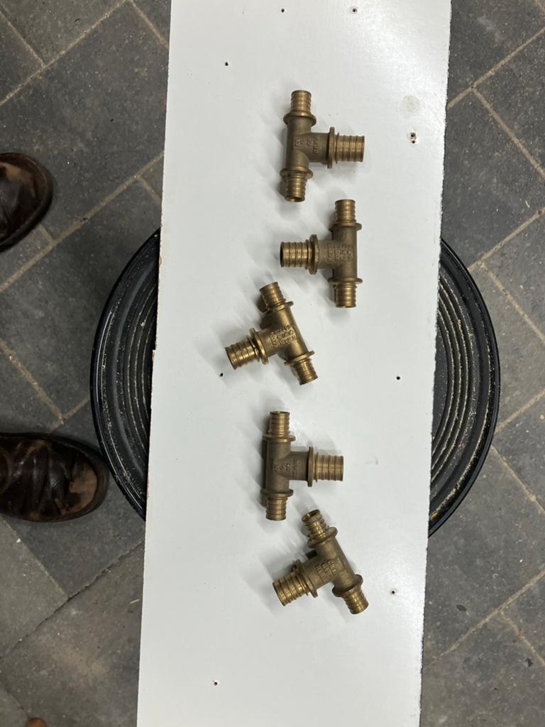 Rehau T stukken, Ophalen of Verzenden, Overige materialen, Minder dan 2 meter, Overige typen