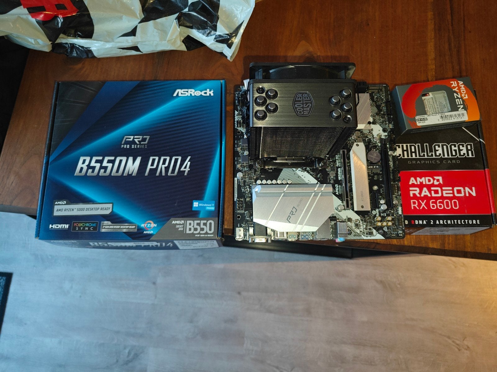 AMD Gaming PC Upgrade Kit: Ryzen 5, RX 6600, B550M Pro 4, DDR4, AM4, Ophalen of Verzenden, Zo goed als nieuw