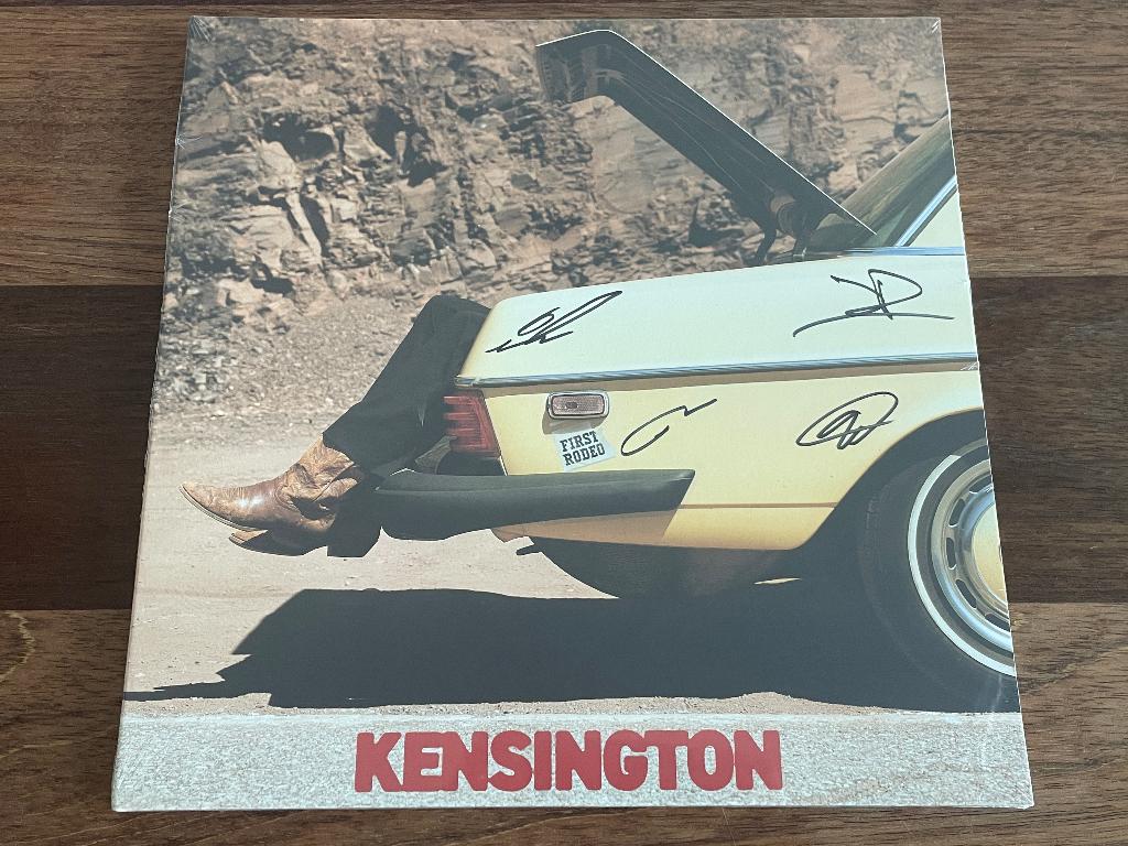 Vinyl LP Kensington First Rodeo SIGNED LEMON ICE CREAM NIEUW, Cd's en Dvd's, Vinyl | Pop, Ophalen of Verzenden, Nieuw in verpakking