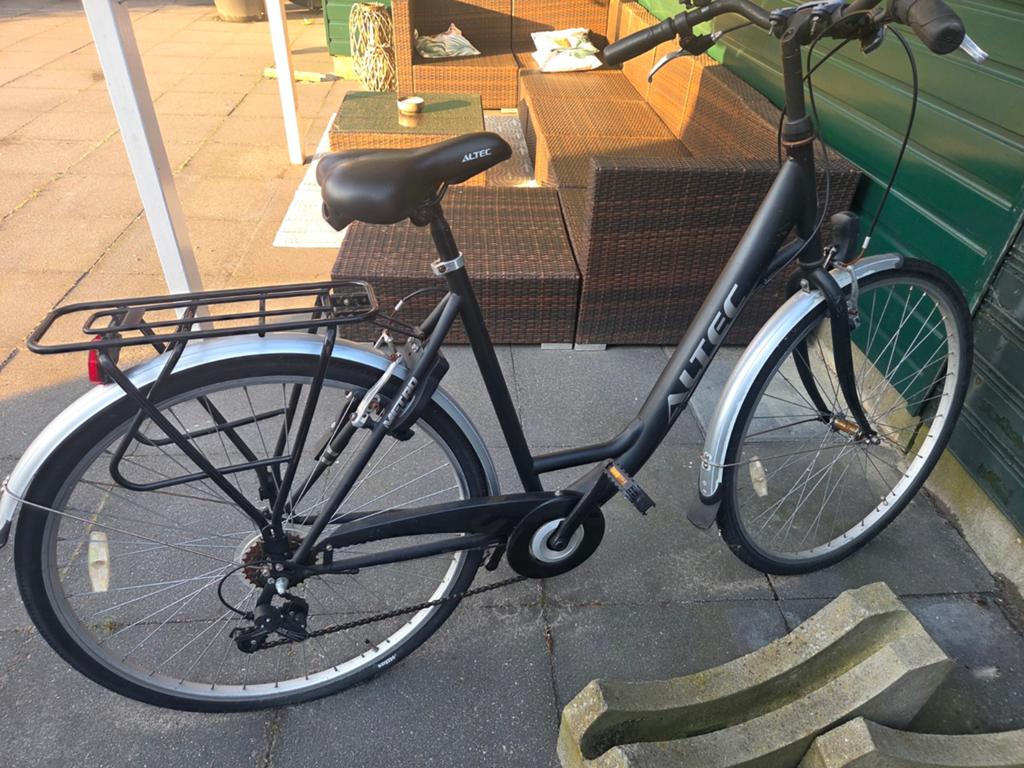 Altec Damesfiets met 7 versnellingen - Mooie fiets, Gebruikt, Versnellingen, 56 cm of meer, Ophalen