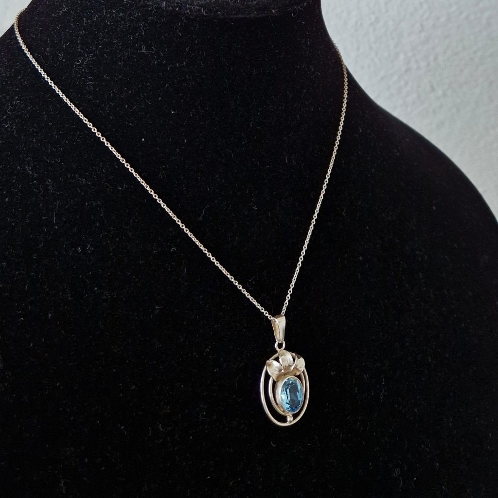 TEKA - Zilveren hanger met aquamarijn en zilveren collier, Sieraden, Tassen en Uiterlijk, Ophalen of Verzenden, Zilver, Hanger