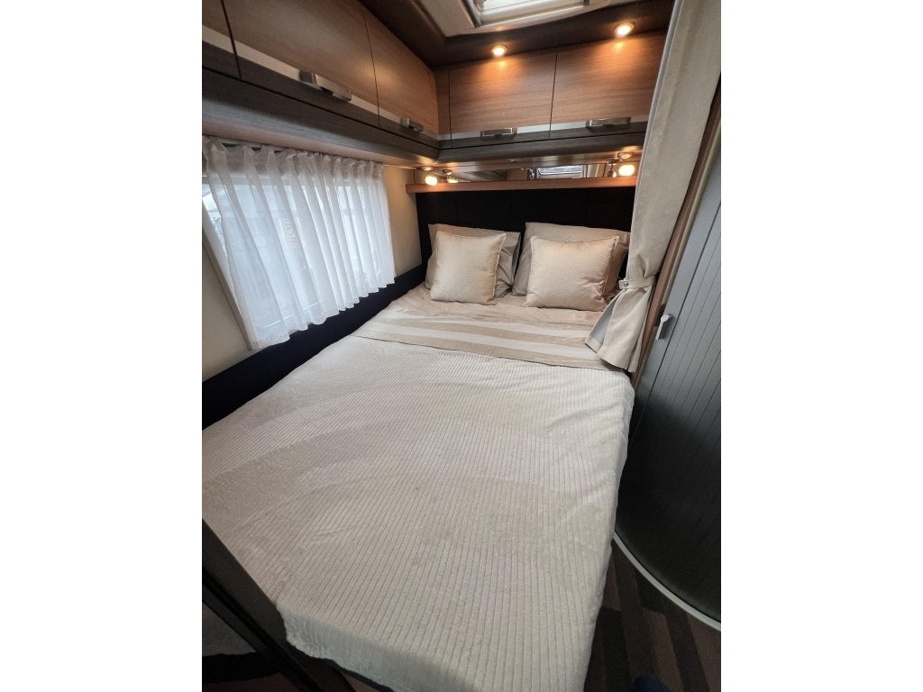 Knaus Sky Wave 650 MF FRANSBED + HEFBED 3X ZONNEPANEEL, Fiat, 6 tot 7 meter, Bedrijf, 6 tot 7 meter