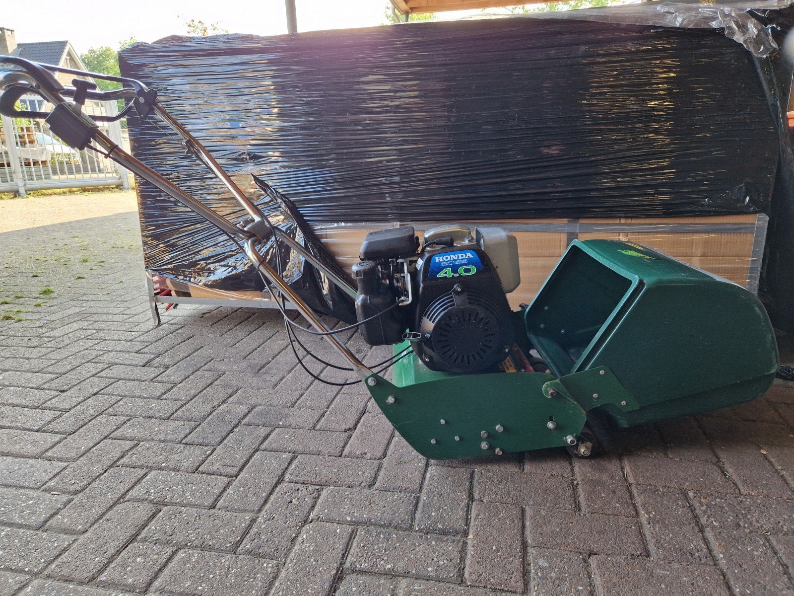 Masport HC 400 Twin Drive met Honda motor - Loopt en maait, Ophalen, Gebruikt, Masport, Benzine-grasmaaier