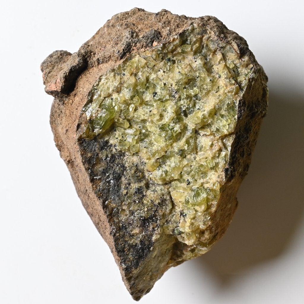Olivijn Vulkanische Bom Eifel Duitsland Chrysoliet Peridoot, Ophalen of Verzenden, Mineraal