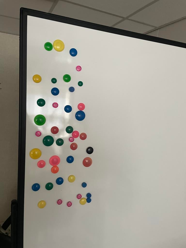 Magneten 42 stuks voor whiteboard, Ophalen of Verzenden, Zo goed als nieuw, Whiteboard