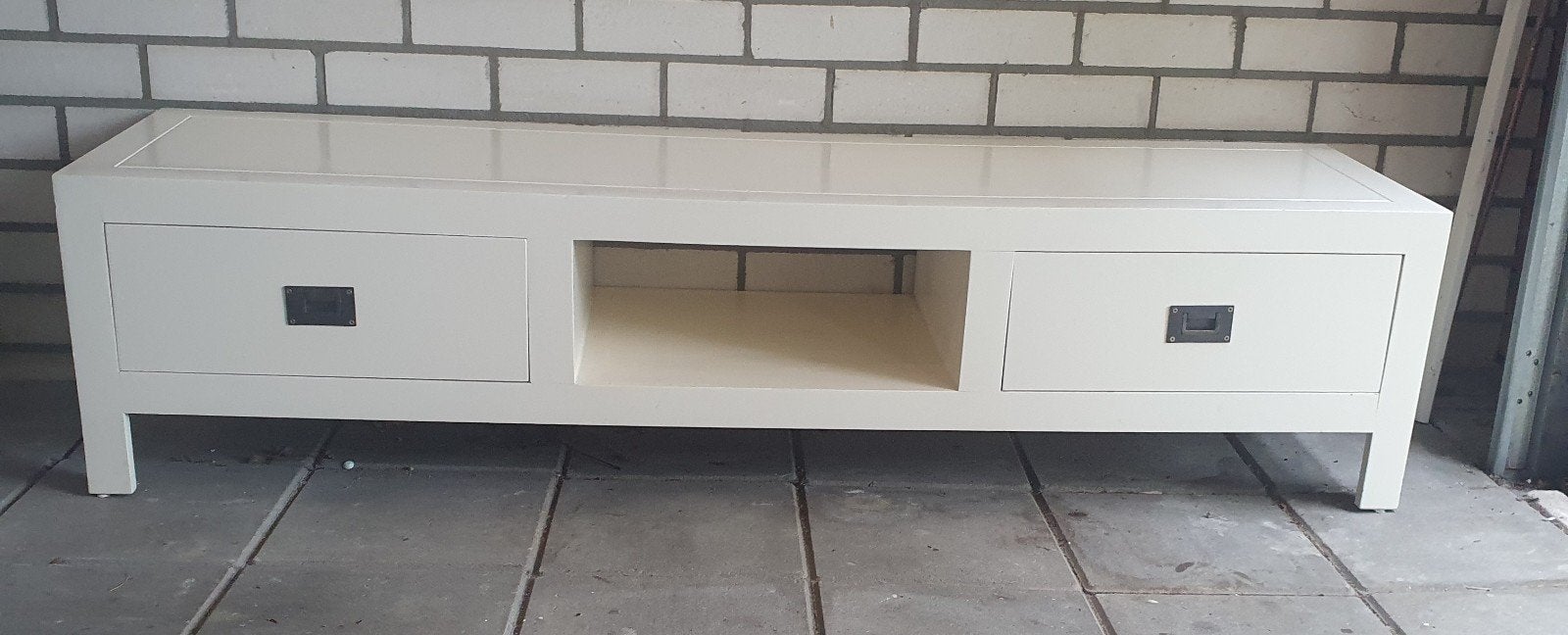 Dressoir, hout, wit geschilderd., Ophalen, 25 tot 50 cm, 150 tot 200 cm, Minder dan 100 cm
