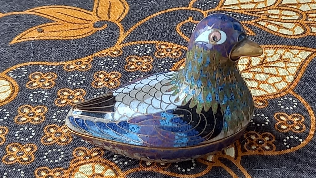 Mooi oud Chinees cloisonne doosje als een eend 7 cm., Antiek en Kunst, China, Meerkleurig, Doos, Handgemaakt