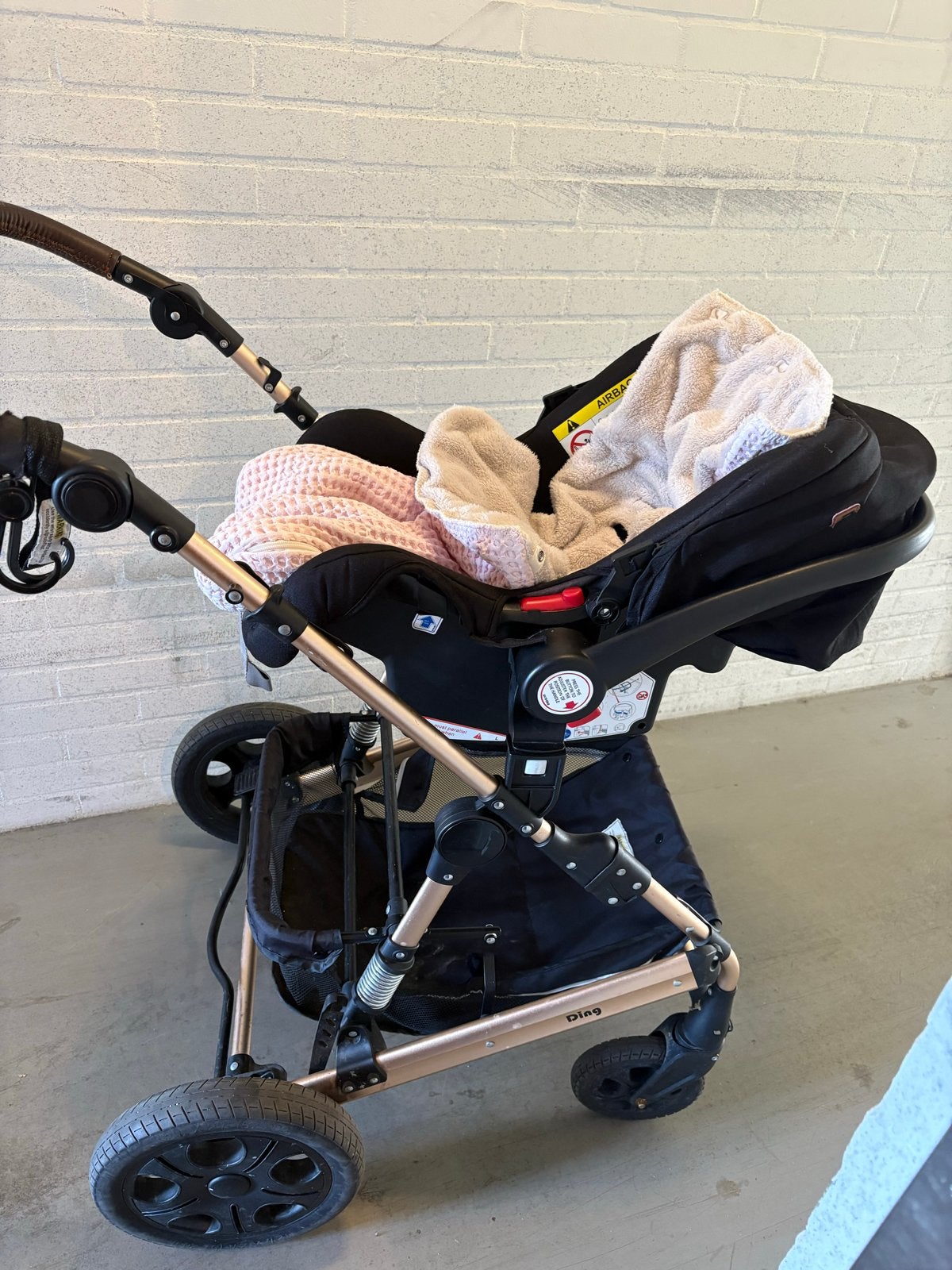 Combiwagen met Maxi-Cosi en Koeka voetenzak, Gebruikt, Combiwagen, Met autostoeltje, Ophalen