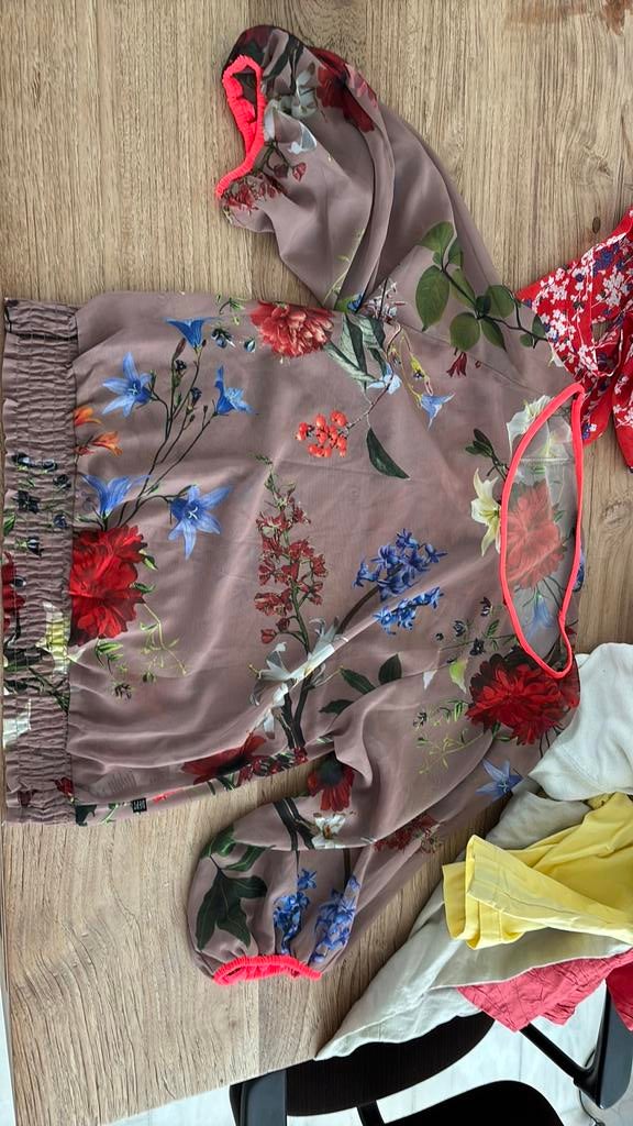 Dept maat s bloementop, Maat 38/40 (M), Overige kleuren, Ophalen of Verzenden, Zo goed als nieuw
