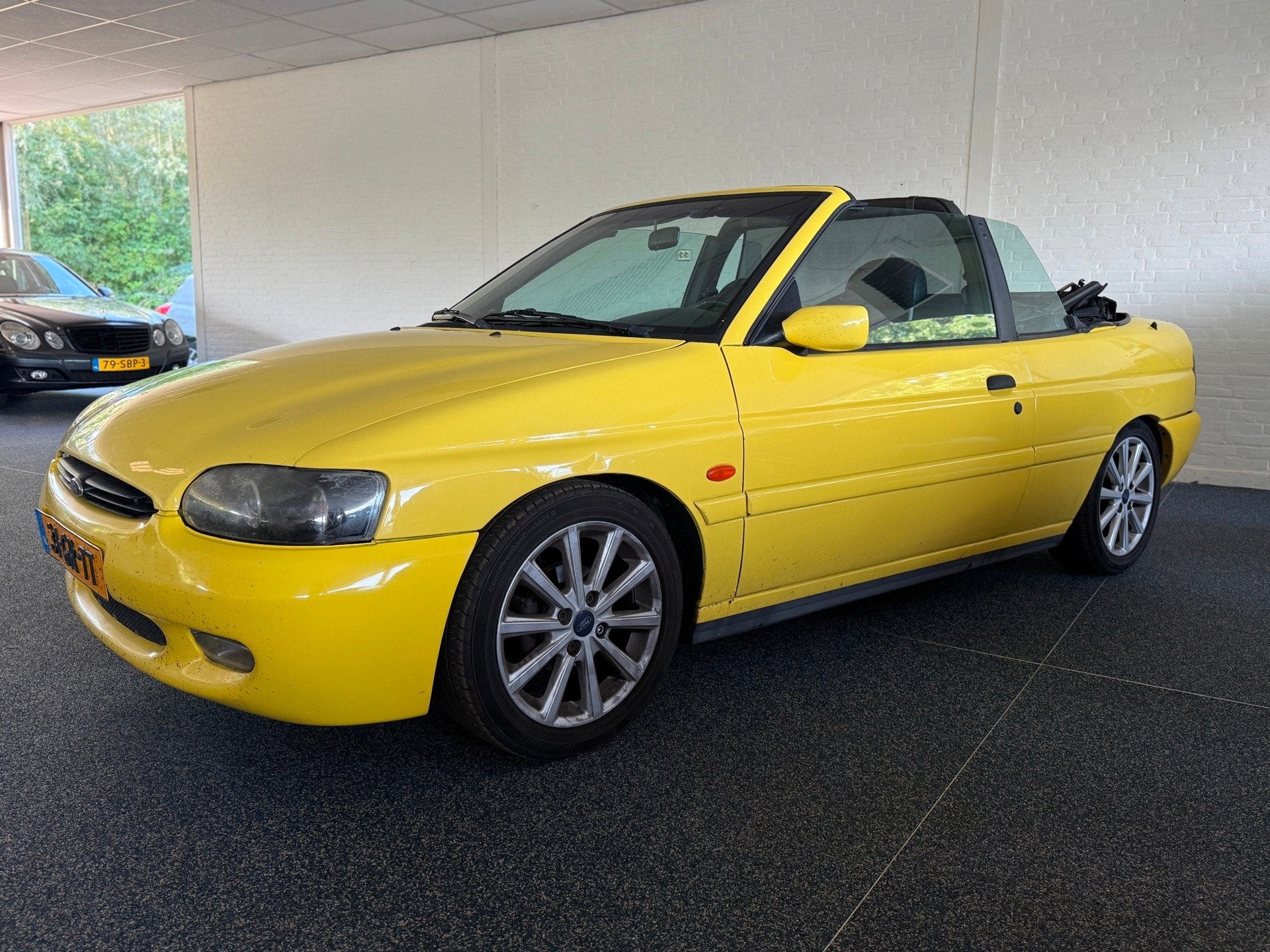 Ford Escort Cabrio 1.6 Pacific | LMV | Elek pakket | Nette s, Auto's, Escort, Stof, Gebruikt, 1147 kg