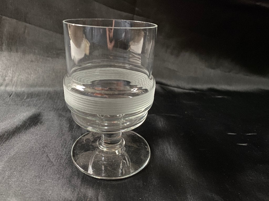 Mid Century/Retro/60s 1 wijnglas met geetste rand Willem, Ophalen of Verzenden, Gebruikt, Overige typen