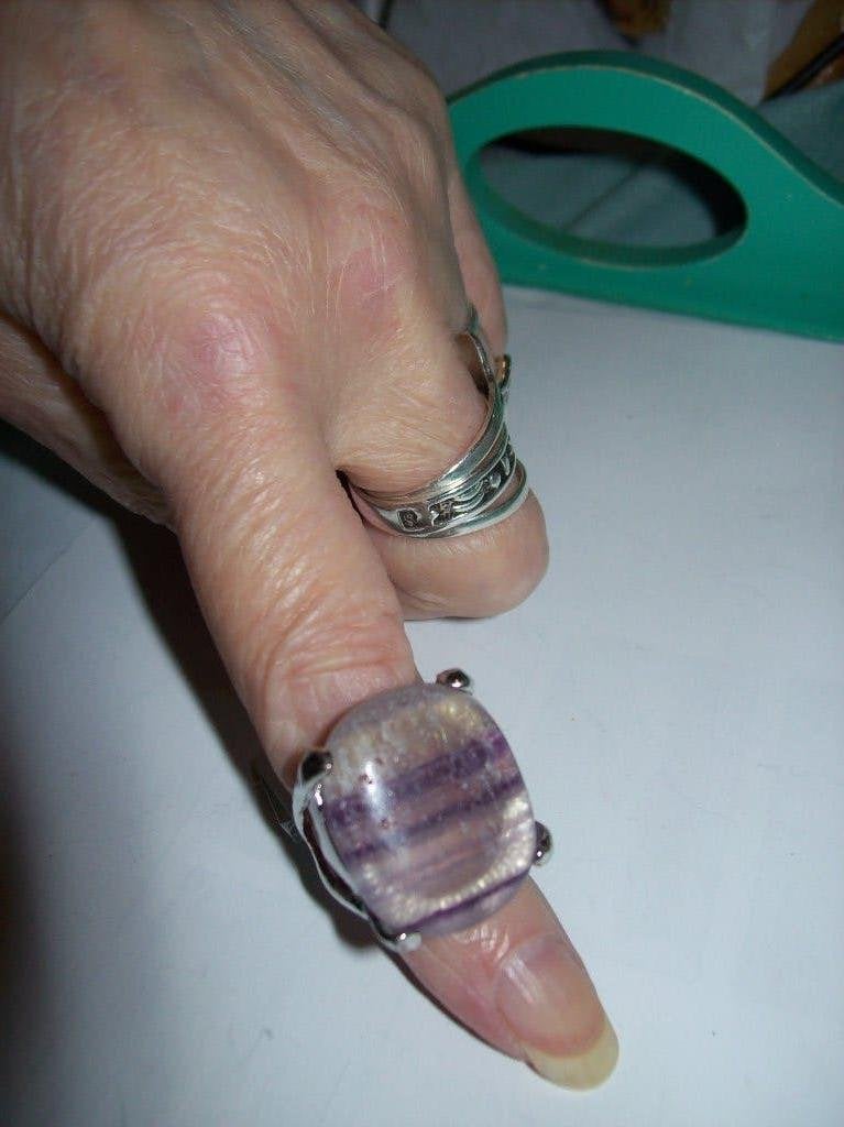Ring Zilvertint Mooie Paars Lila steen Maat 17, Overige materialen, Nieuw, Ophalen of Verzenden, 17 tot 18