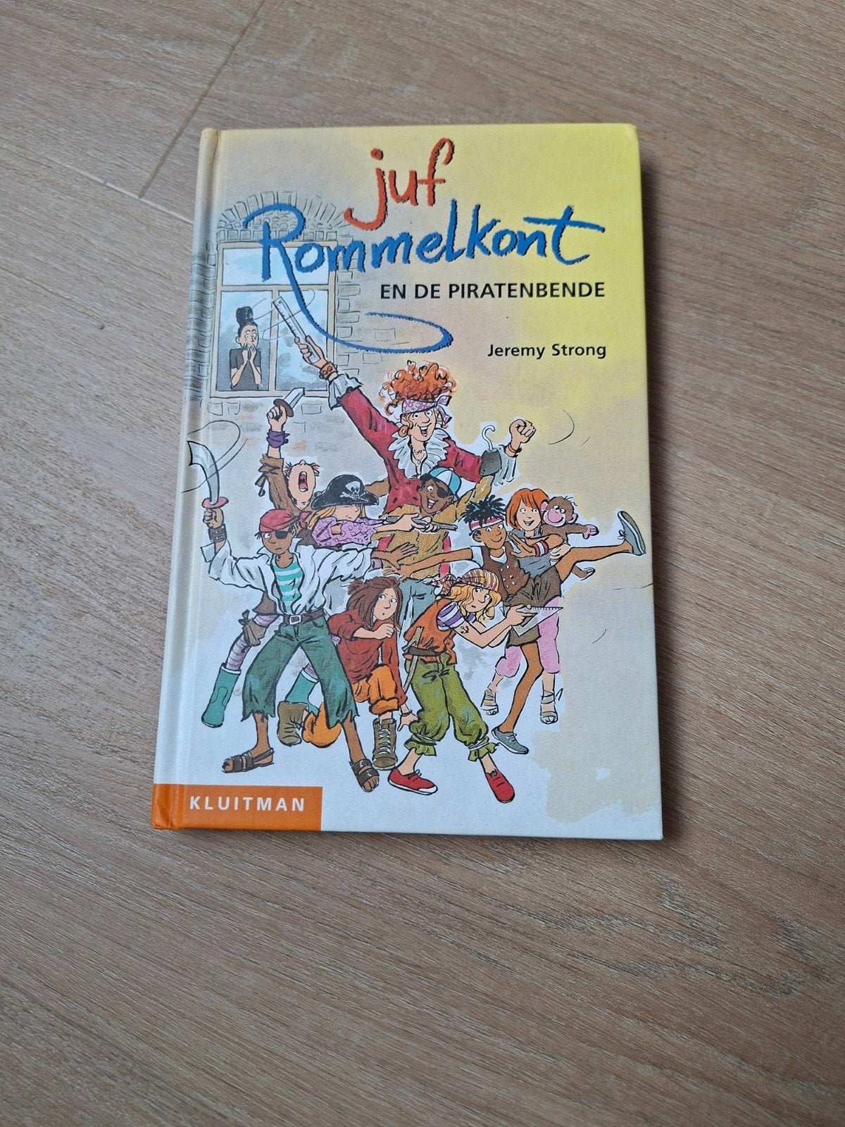 Juf Rommelkont en de Piratenbende - Jeremy Strong, Boeken, Ophalen of Verzenden