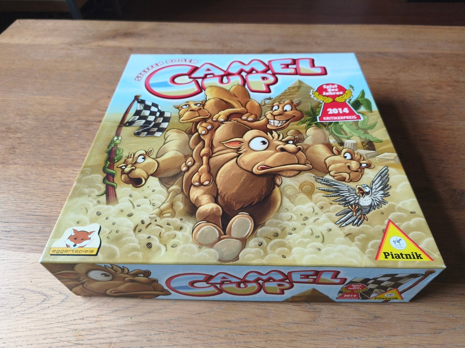Camel Up / Cup Bordspel - Spannende Kamelenrace l 8+, Vijf spelers of meer, Ophalen of Verzenden, Zo goed als nieuw, Piatnik