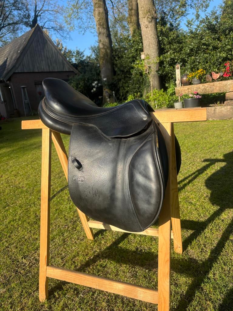Cwd zadel 17 inch, Dieren en Toebehoren, Ophalen of Verzenden, Gebruikt, Springen