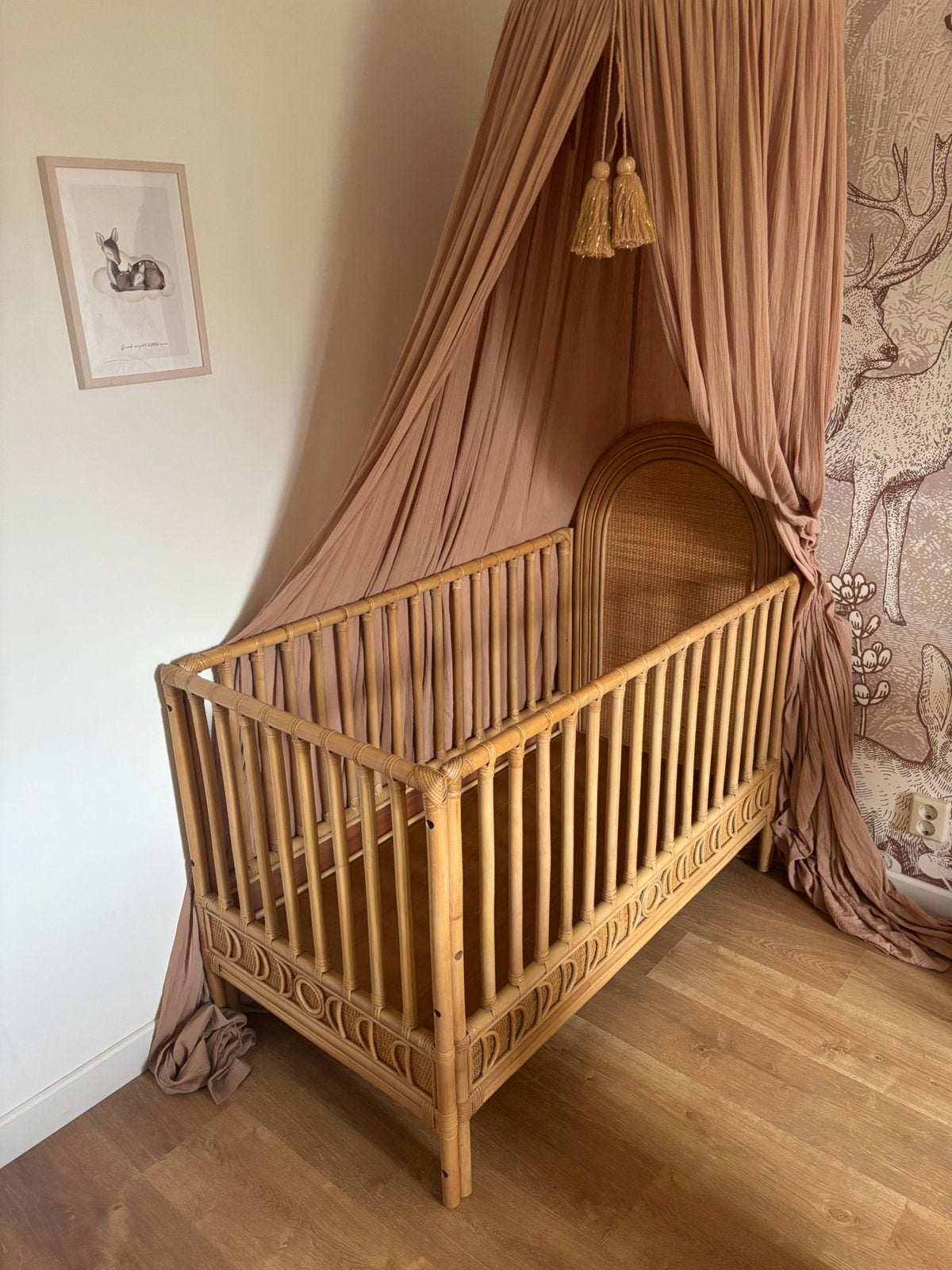 Rotan ledikant met commode, Kinderen en Baby's, Ophalen, Zo goed als nieuw, Jongetje of Meisje
