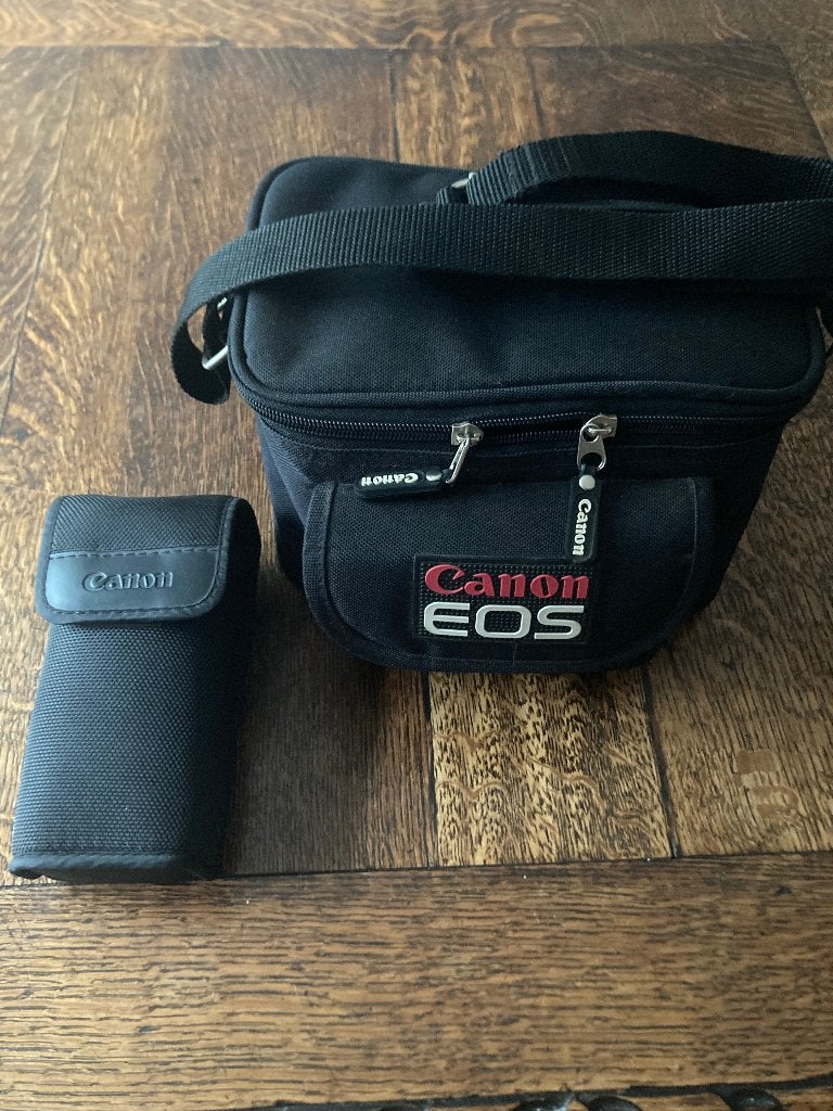 Canon EOS 500D camera met extra lenzen, Gebruikt, Spiegelreflex, Canon, Ingebouwde flitser
