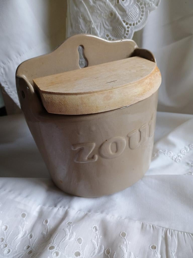 Oude brocante zoutpot, Ophalen of Verzenden