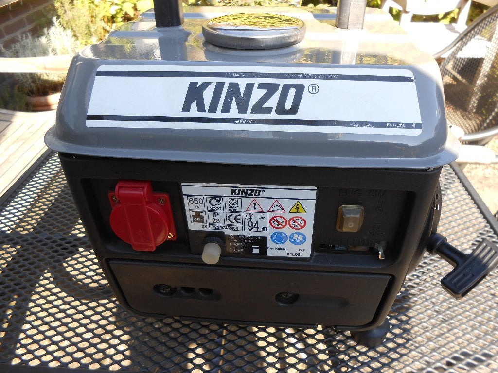 Niet lopende Generator Kinzo 650 watt tweetakt motor, Ophalen, Gebruikt
