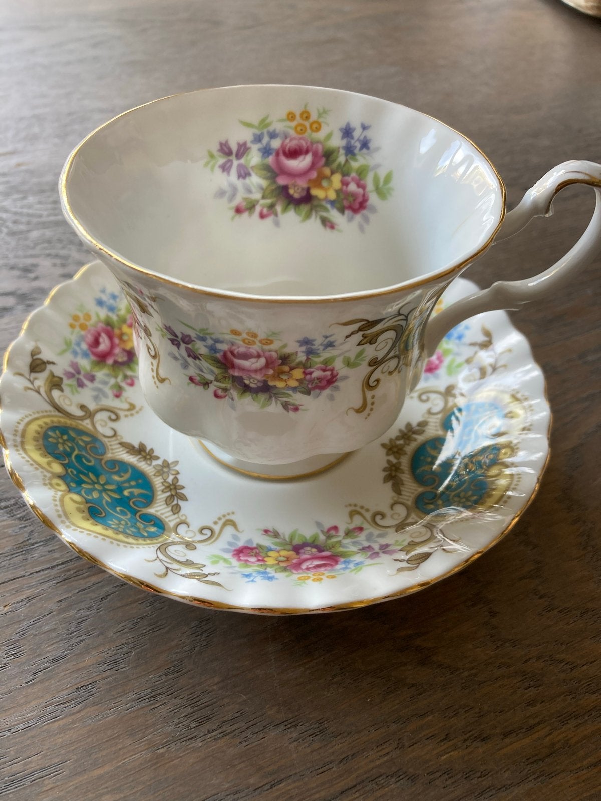 Royal Albert Berkeley theekop en schotel, Antiek en Kunst, Ophalen of Verzenden