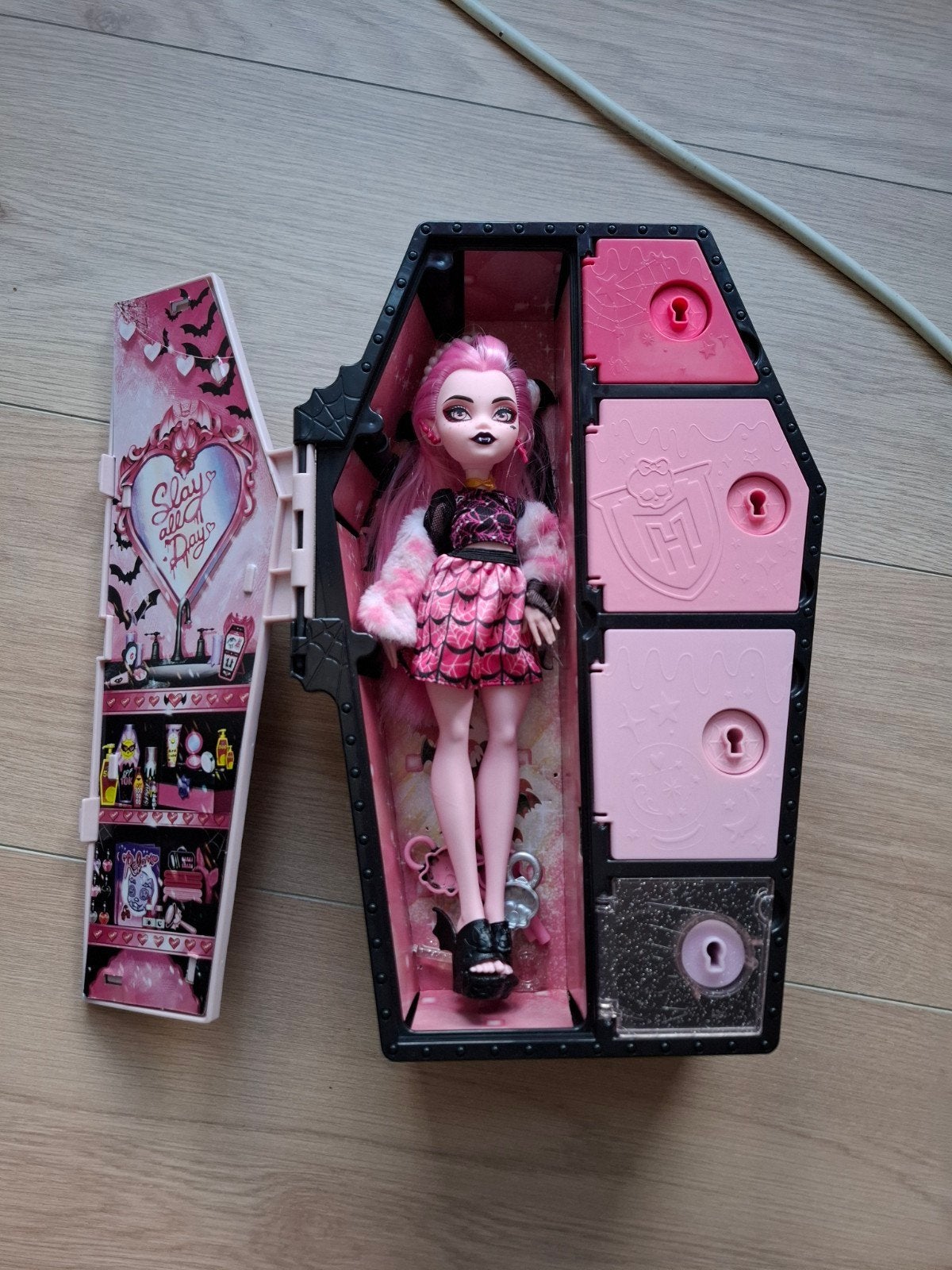 Monster High Draculaura , secret locker, Ophalen of Verzenden, Zo goed als nieuw