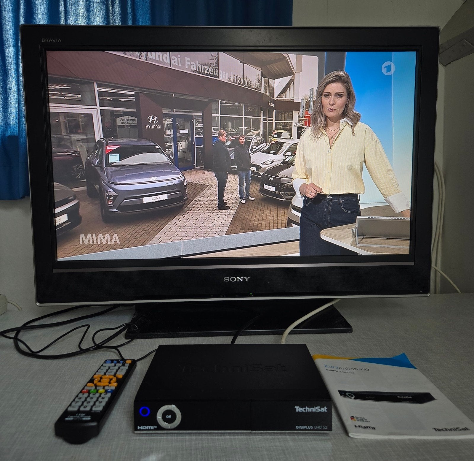 TechniSat UHD Sat.ontvanger met Sony tv en Triax schotel., Ophalen of Verzenden, Gebruikt