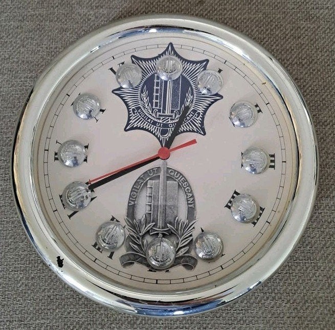Vintage Politie Wandklok - Uniek Verzamelobject, Ophalen