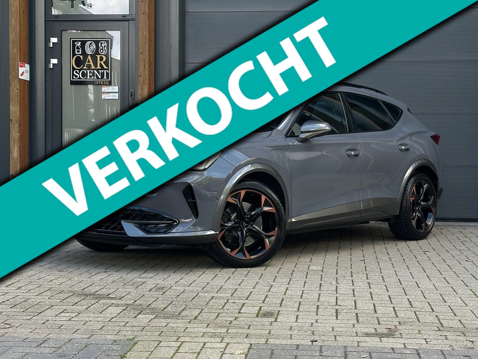 CUPRA Formentor 1.4 e-Hybrid VZ Copper Edition Pano, 360, Tr, Auto's, Automaat, Verwarmde buitenspiegels, Gebruikt, Zwart