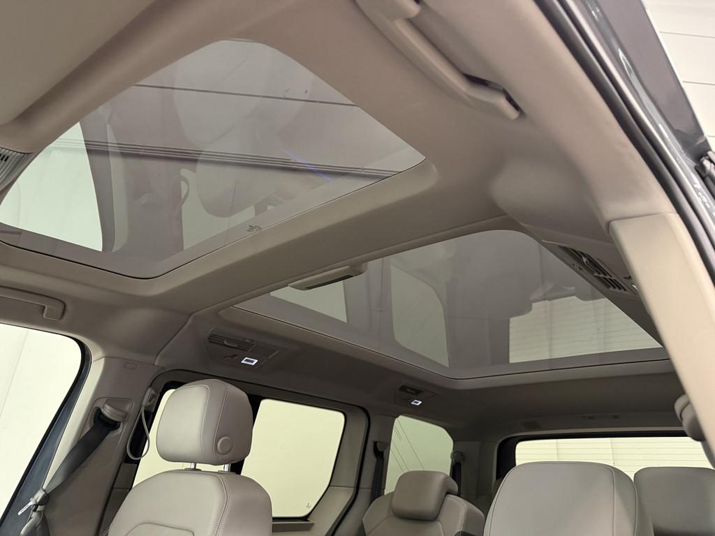 Volkswagen Multivan 1.4 eHybrid EDITION 7p. PANO/LEER/MASSAG, Auto's, Gebruikt, Zwart, Met garantie (alle), 7 stoelen