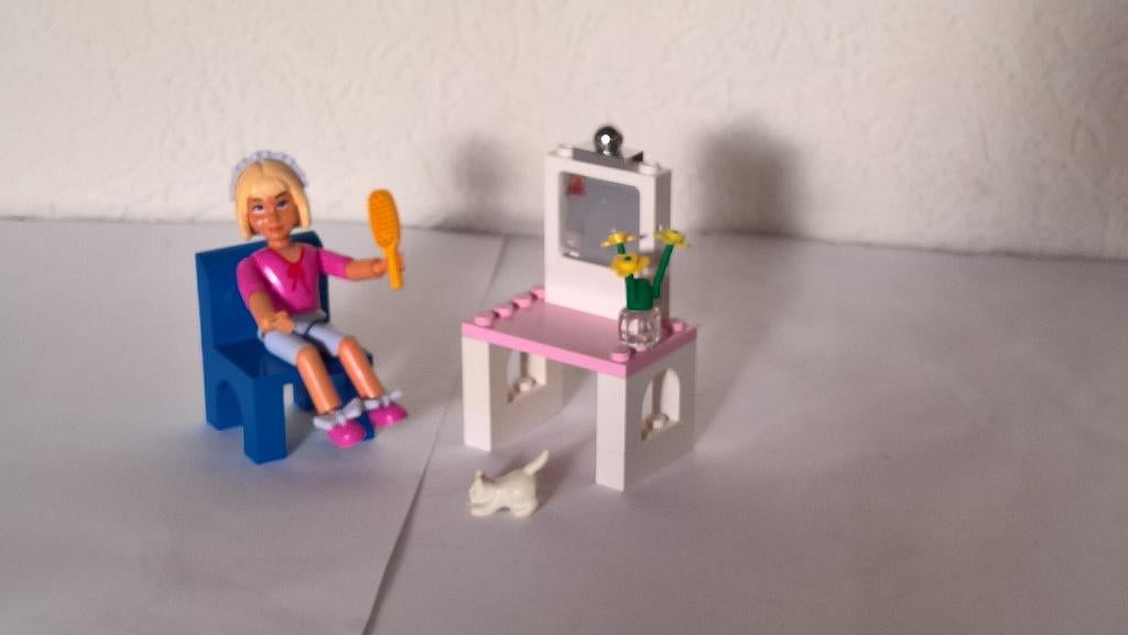 Lego Belville 5810 Vanity Fun, Kinderen en Baby's, Speelgoed | Duplo en Lego, Ophalen of Verzenden, Zo goed als nieuw, Losse stenen