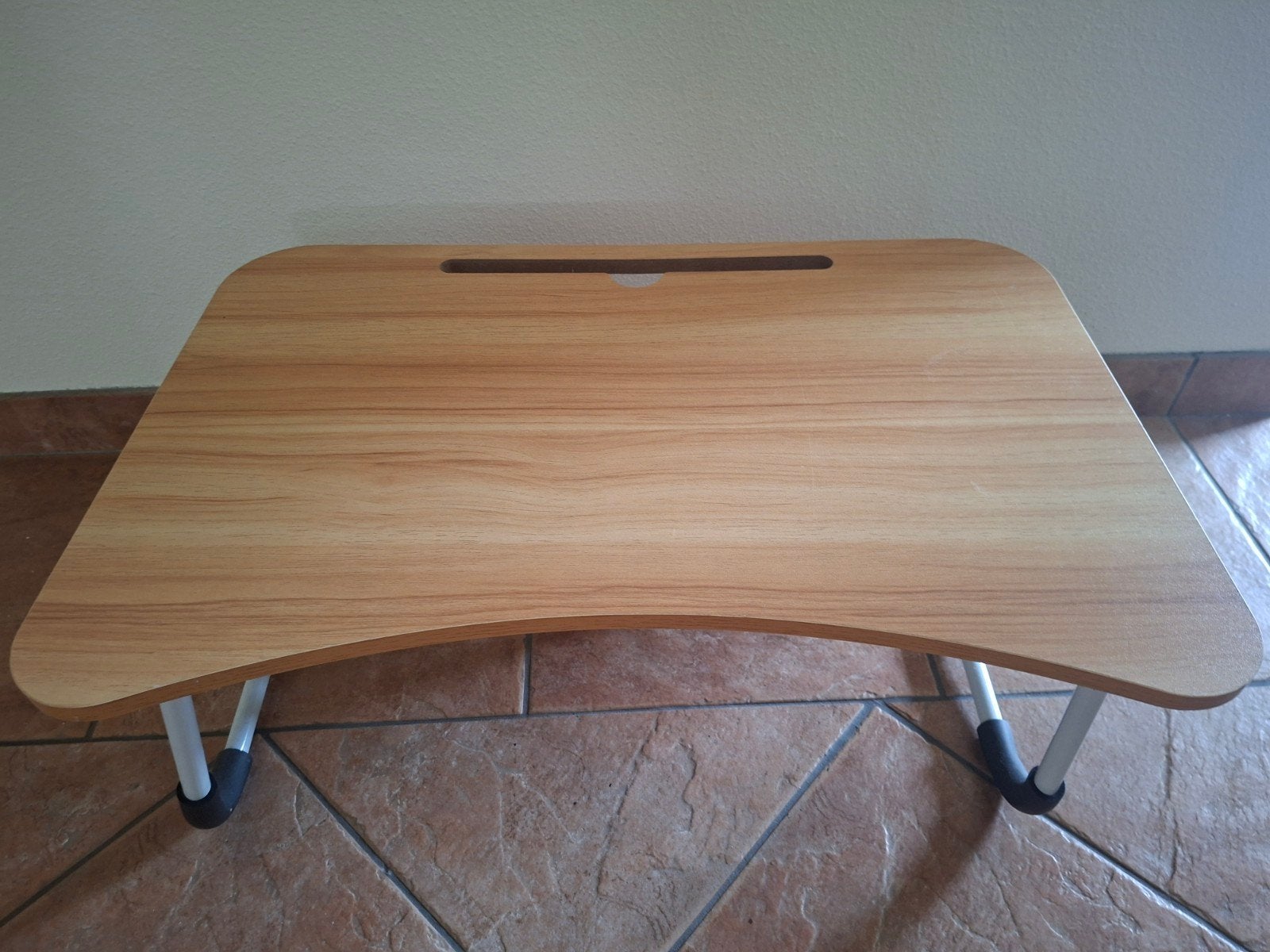 Opvouwbare Laptoptafel - Ideaal voor Bed en Bank, Ophalen, Minder dan 45 cm, Modern, Functioneel, 55 tot 75 cm