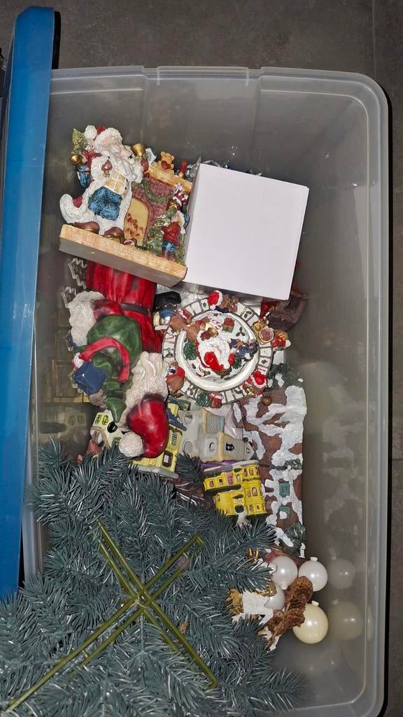 Kerts spullen en kerstboom, Ophalen, Zo goed als nieuw