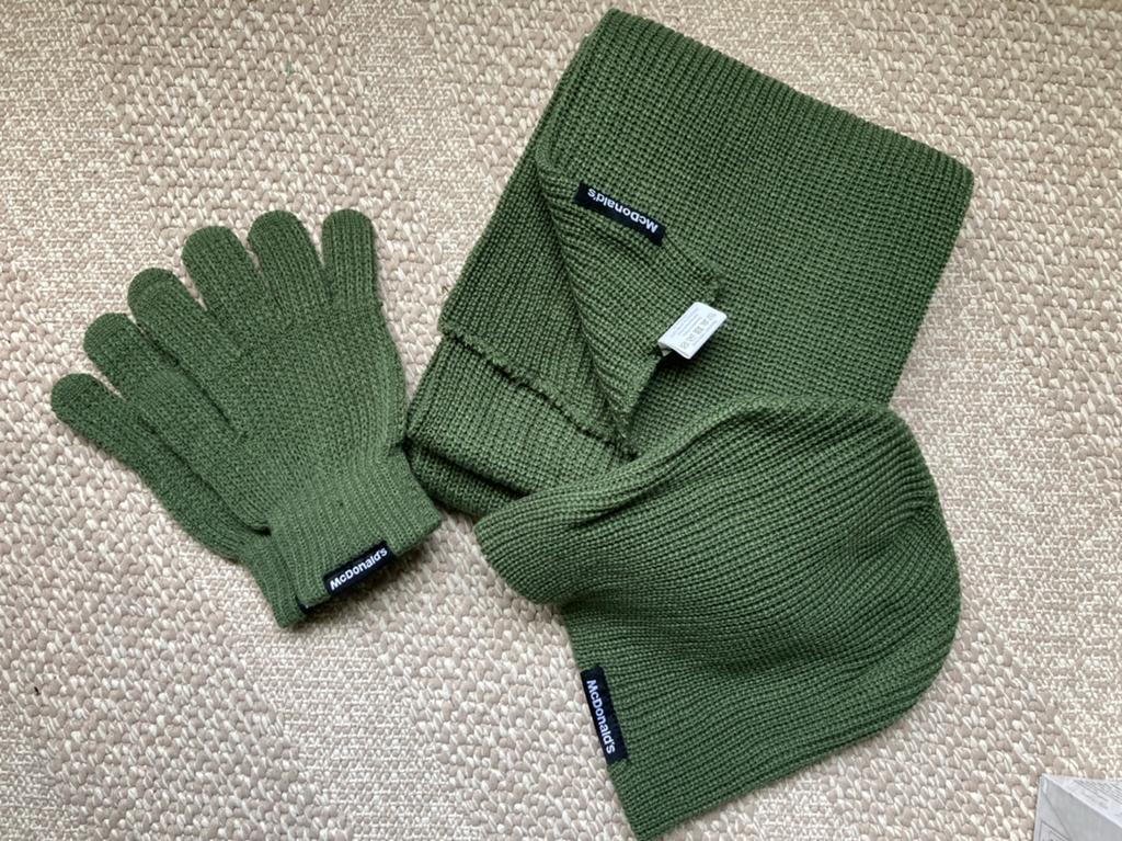 Mcdonald’s advent kalender sjaal, muts en handschoenen, Ophalen of Verzenden, Nieuw, Overige maten, Muts