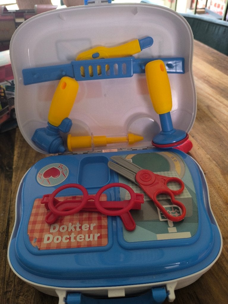 Dokters koffertje kinderen, Ophalen, Zo goed als nieuw, Overige typen