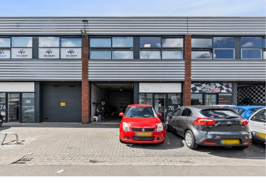 Bedrijfsruimte, Garagebedrijf, Autobedrijf Te Huur Den haag, 150 m², Huur, Bedrijfsruimte