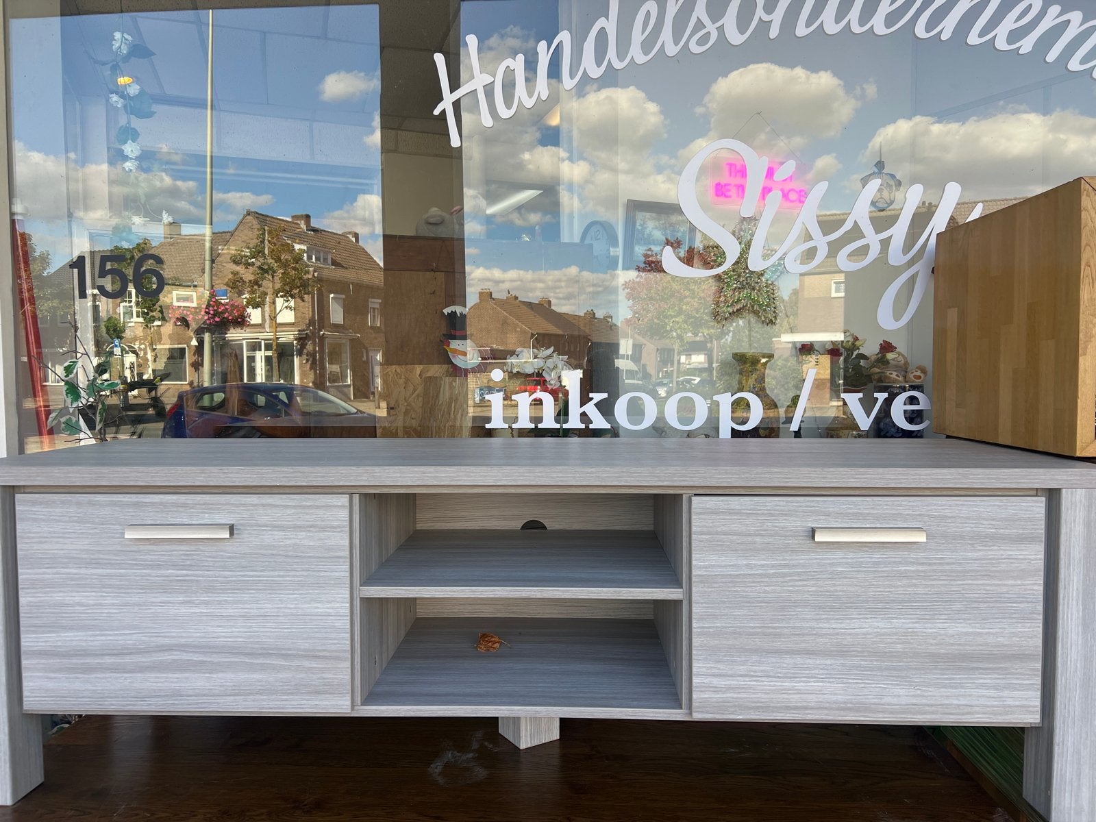Modern dressoir zo goed als nieuw - 170x51x50 cm, Ophalen, 150 tot 200 cm, Zo goed als nieuw, Met lade(s)