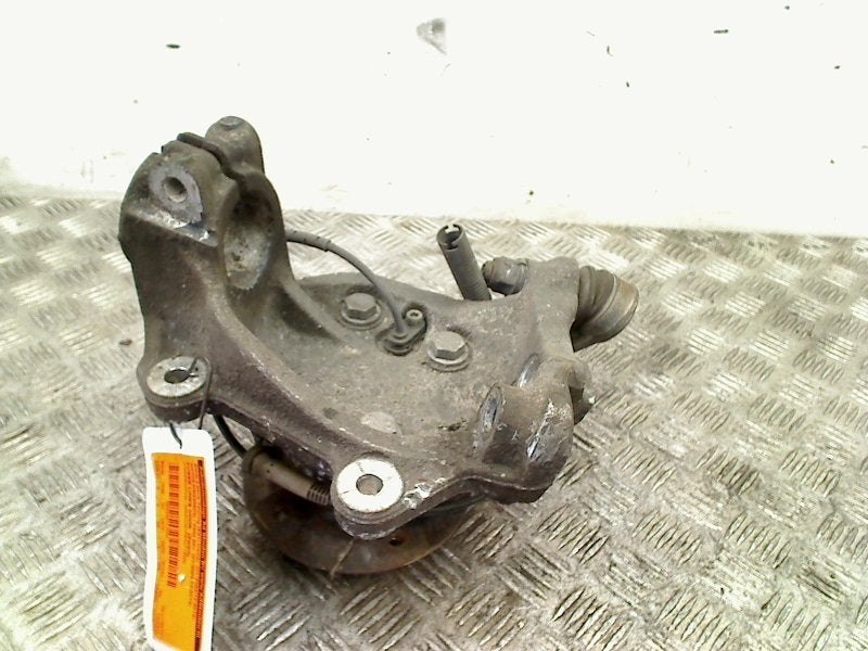 Fusee Links Voor BMW 3 serie Touring (E91) (2004-12/2008-08), Gebruikt, Petuelring 130, München 80809, , Duitsland, BMW, Bayerische Motoren Werke AG