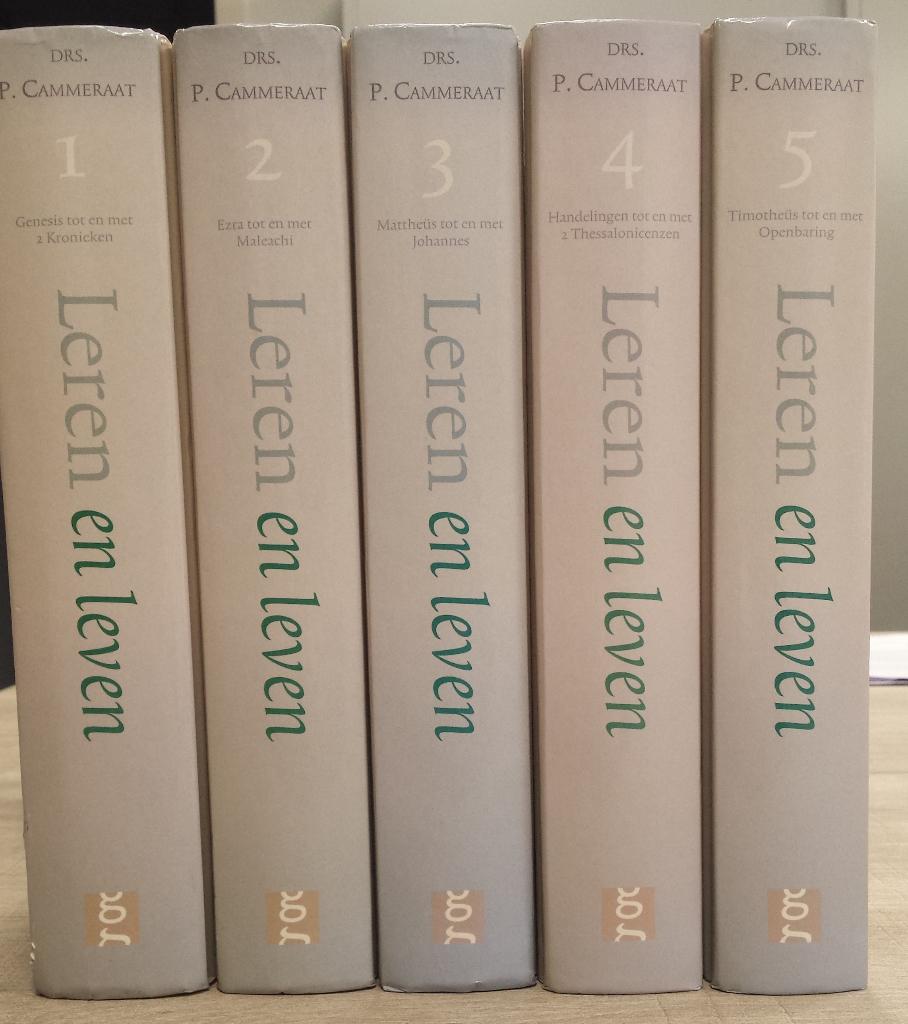 Cammeraat drs. P. Leren en leven compleet 5 delen jrg 2010, Boeken, Christendom | Protestants, Ophalen of Verzenden, Zo goed als nieuw