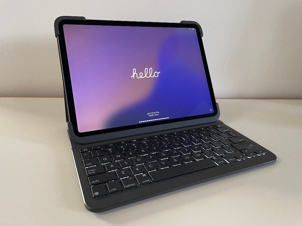 Apple iPad Pro 11-inch 2e Generatie (2020) met toetsenbord, Computers en Software, Apple iPad, 11 inch, Ophalen of Verzenden, Zo goed als nieuw